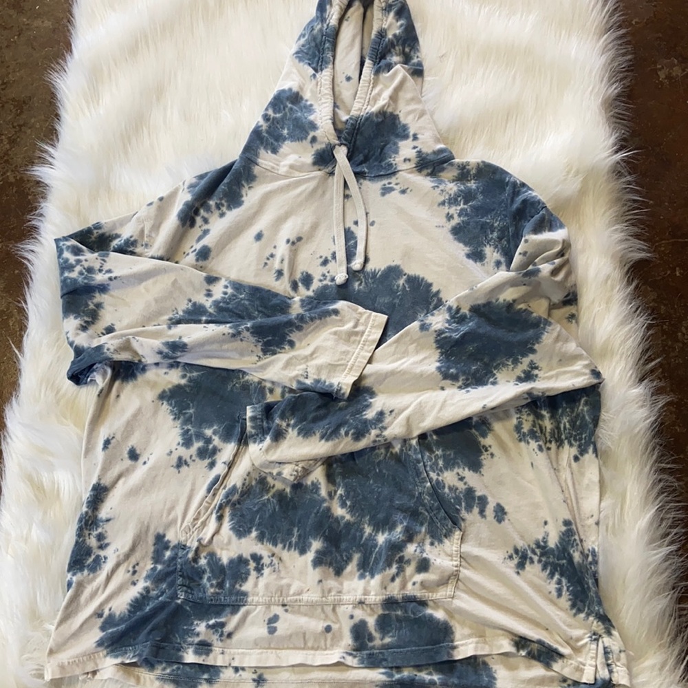 Long Sleeve with Hood